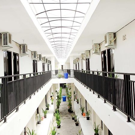 D'Paragon Pringwulung Maguwo Eksteriør bilde